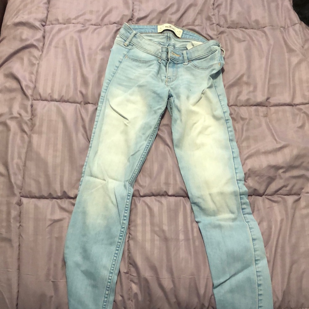 Iight skinny jeans